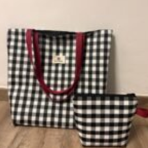 Tote bag and toiletry bag set